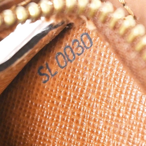 LOUIS VUITTON Pochette Homme Clutch Hand Bag Monogram Leather BN M51795 02HB680 - Picture 6 of 13